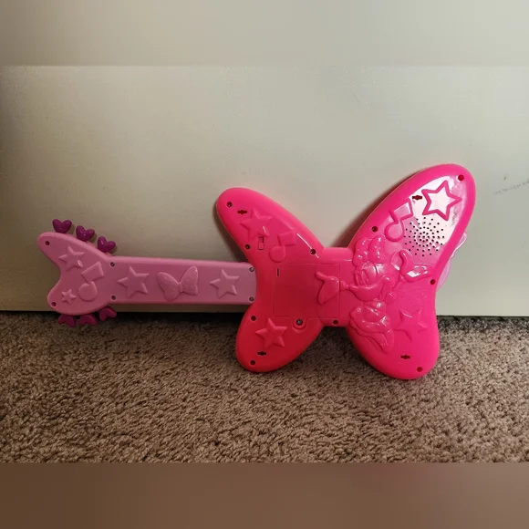 Disney Minnie Mouse Rocking Guitar - Picture 2 of 2